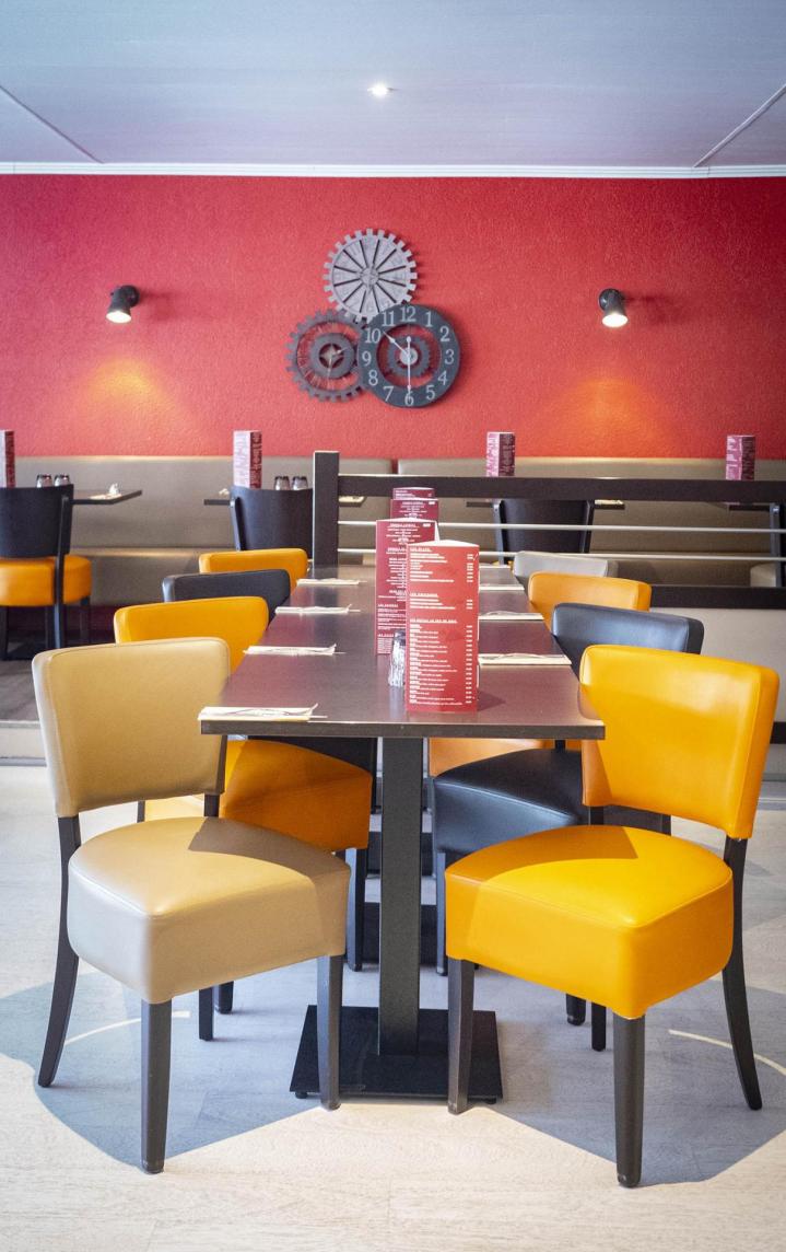 Manger en groupe dans notre restaurant Oyonnax