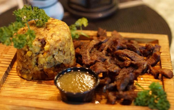Faites-vous plaisir, permettez-vous tous les plats qui vous tentent chez L'AVENUE